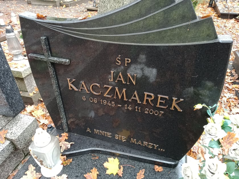 Jan Kaczmarek, poeta, satyryk kabaretu Elita, spoczywa na Cmentarzu Grabiszyńskim