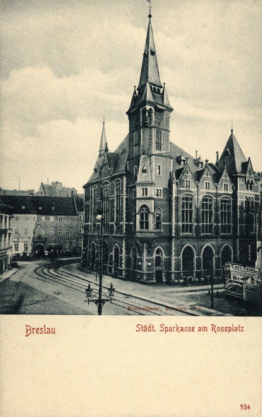Budynek dawnej biblioteki przy ul. Szajnochy