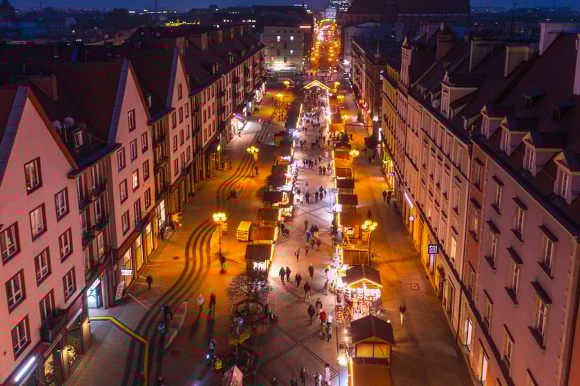 Jarmark Bożonarodzeniowy we Wrocławiu z lotu ptaka