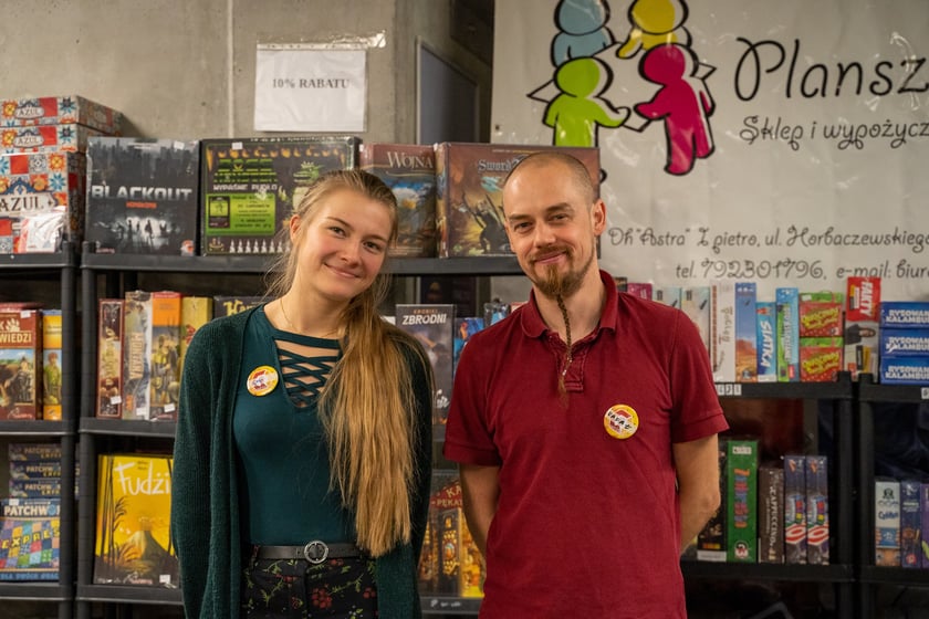 Wrocławski Festiwal Gier Planszowych Gratislavia - na zdjęciu uczestnicy oraz gry planszowe