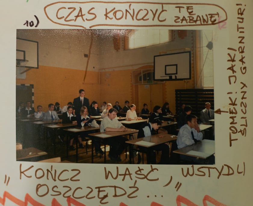 Archiwalne zdjęcia uczniów pochodzą z kronik SP nr 1 we Wrocławiu
