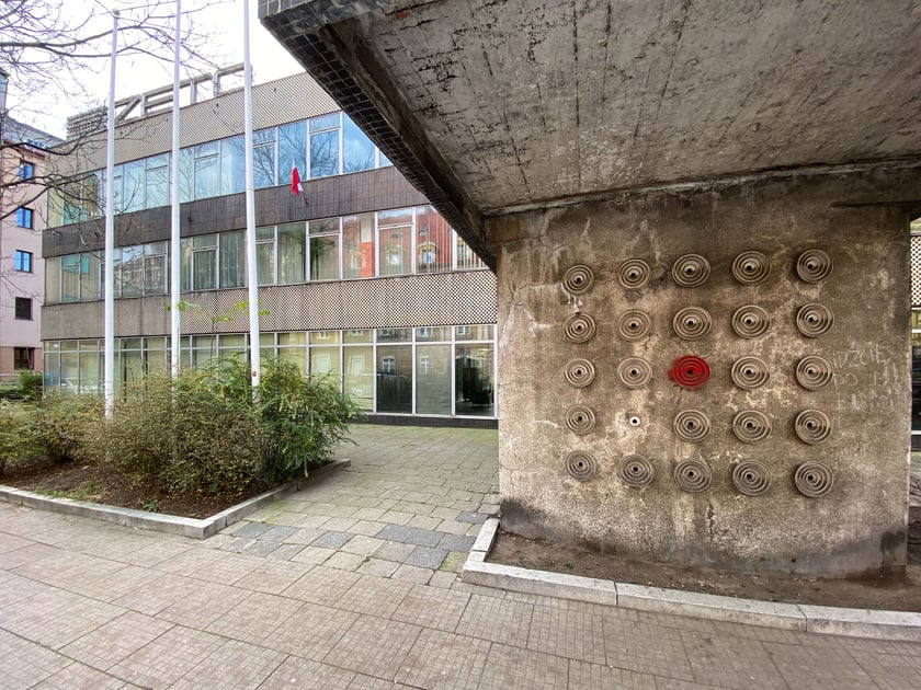 Budynek ZETO we Wrocławiu pod adresem ul. Ofiar Oświęcimskich 7-13
