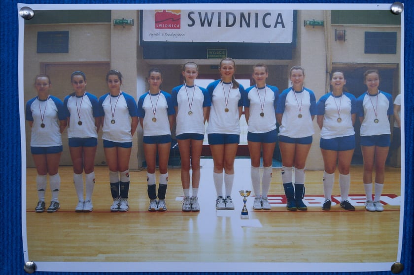 Zdjęcia z kronik szkolnych SP nr 97 we Wrocławiu