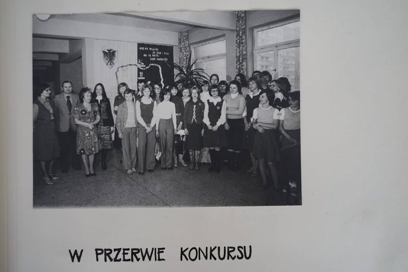 Zdjęcia z kronik szkolnych SP nr 97 we Wrocławiu