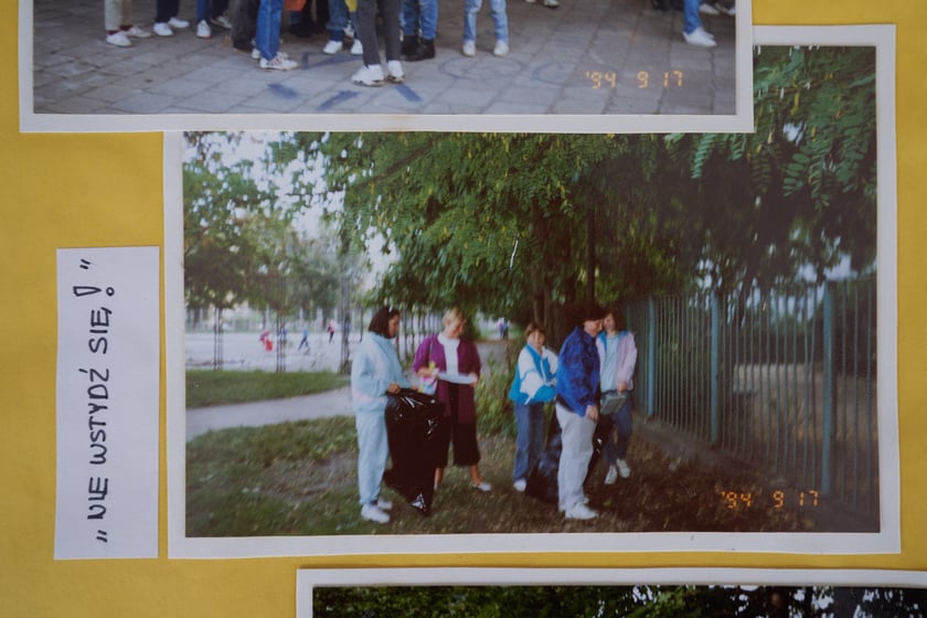 Zdjęcia z kronik szkolnych SP nr 97 we Wrocławiu