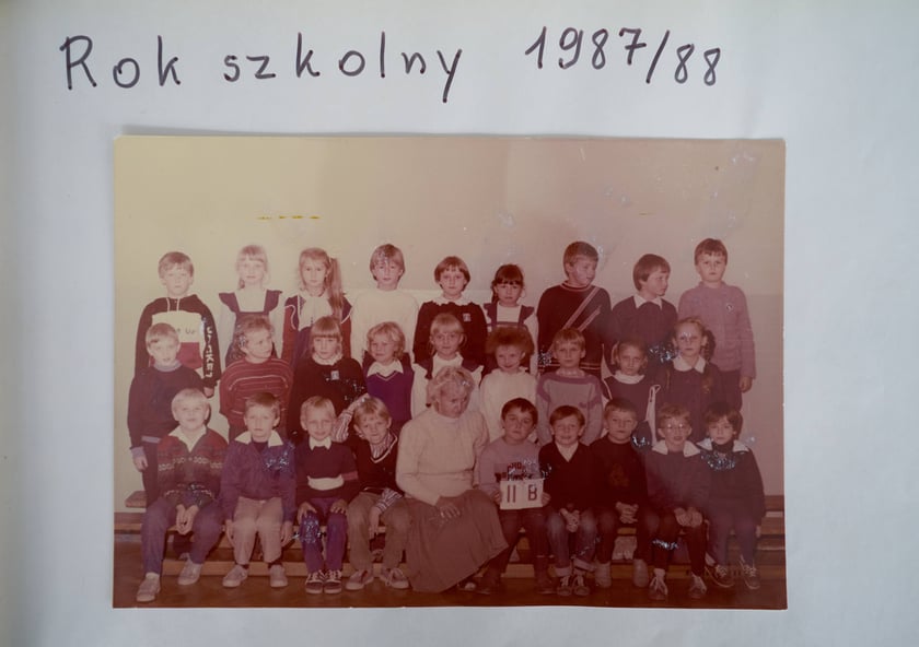 Zdjęcia z kronik szkolnych SP nr 97 we Wrocławiu