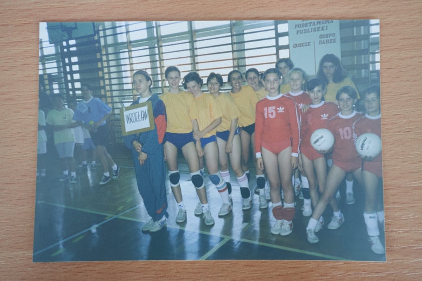 Zdjęcia z kronik szkolnych SP nr 97 we Wrocławiu