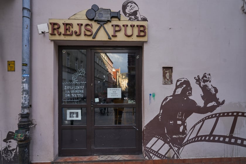 Pub Rejs przy ul. Kotlarskiej i Więziennej