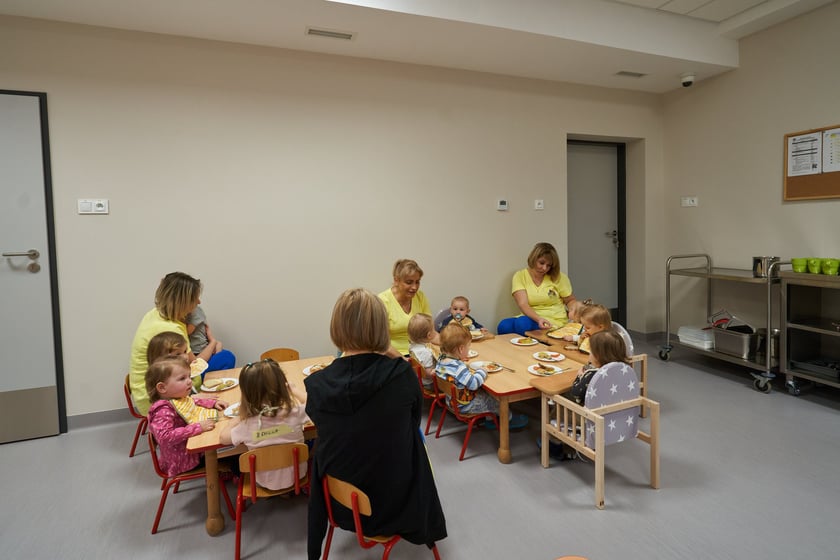 Zdjęcie z uroczystego otwarcia żłobka numer 5 po remoncie kapitalnym