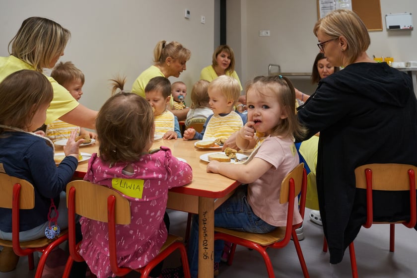 Zdjęcie z uroczystego otwarcia żłobka numer 5 po remoncie kapitalnym