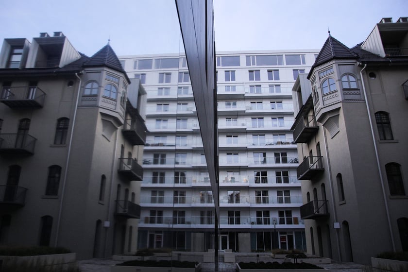 Nadodrzańskie bulwary w centrum miasta wyremontowano ostatnio w wielu miejscach