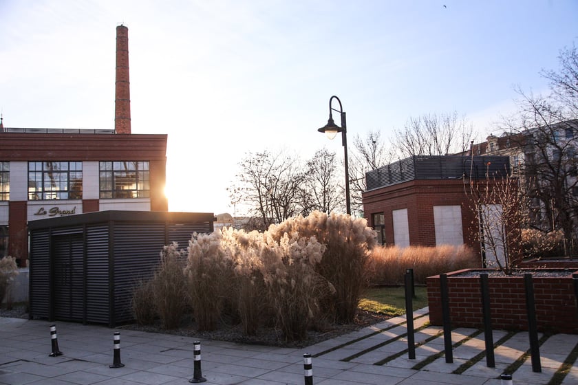 Nadodrzańskie bulwary w centrum miasta wyremontowano ostatnio w wielu miejscach