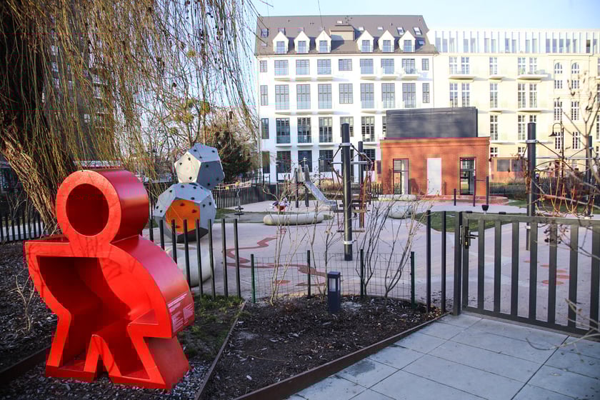 Nadodrzańskie bulwary w centrum miasta wyremontowano ostatnio w wielu miejscach