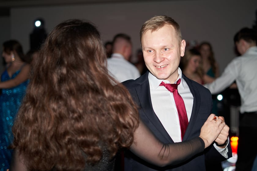 Na zdjęciu licealiści I LO na balu studniówkowym 27.01.2023