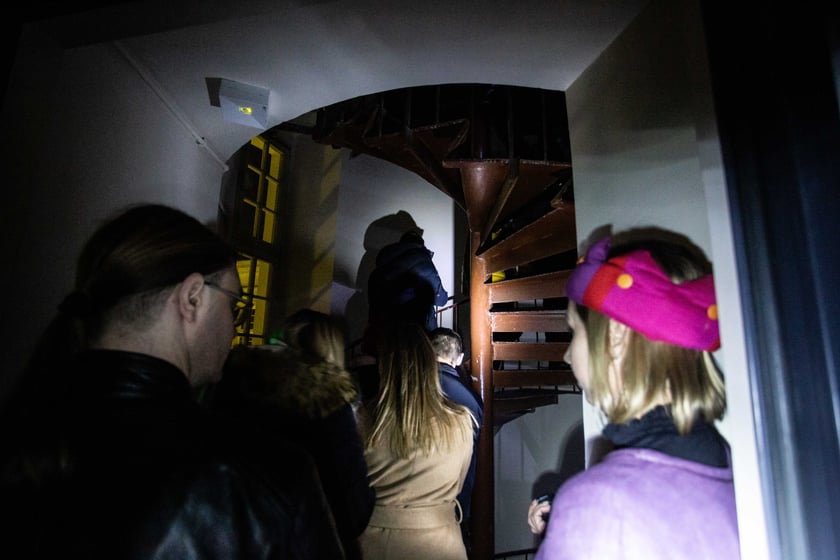 Na zdjęciu: Leśnicki zamek podczas nocnego zwiedzania