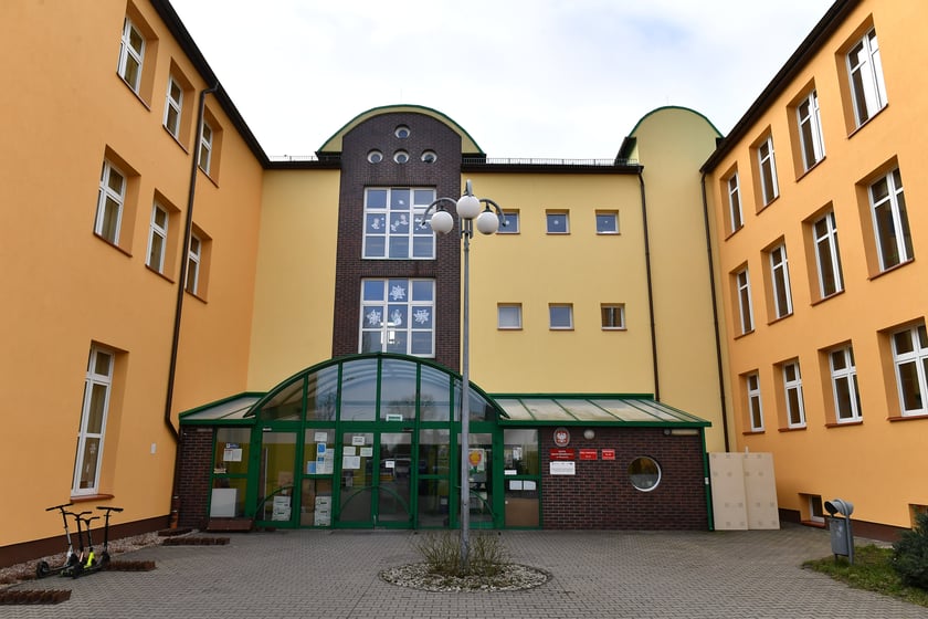 Koniec remontu w ZSP nr 6 przy ul. Gałczyńskiego we Wrocławiu