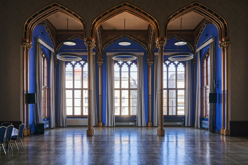 Dworzec Wrocław Gł&oacute;wny wciąż zadziwia pięknem architektury i detalami, a także pięknymi wnętrzami