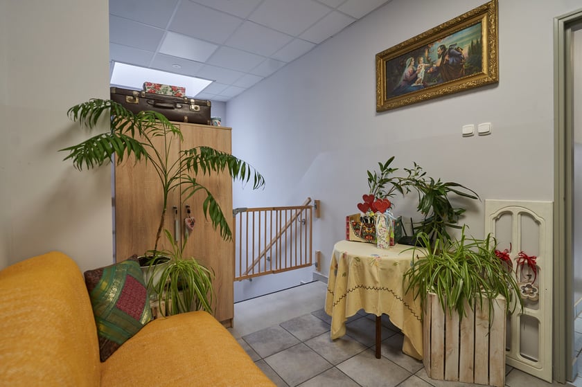 Korytarz w schronisku św. Brata Alberta