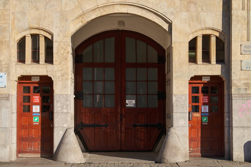 Hala Targowa we Wrocławiu