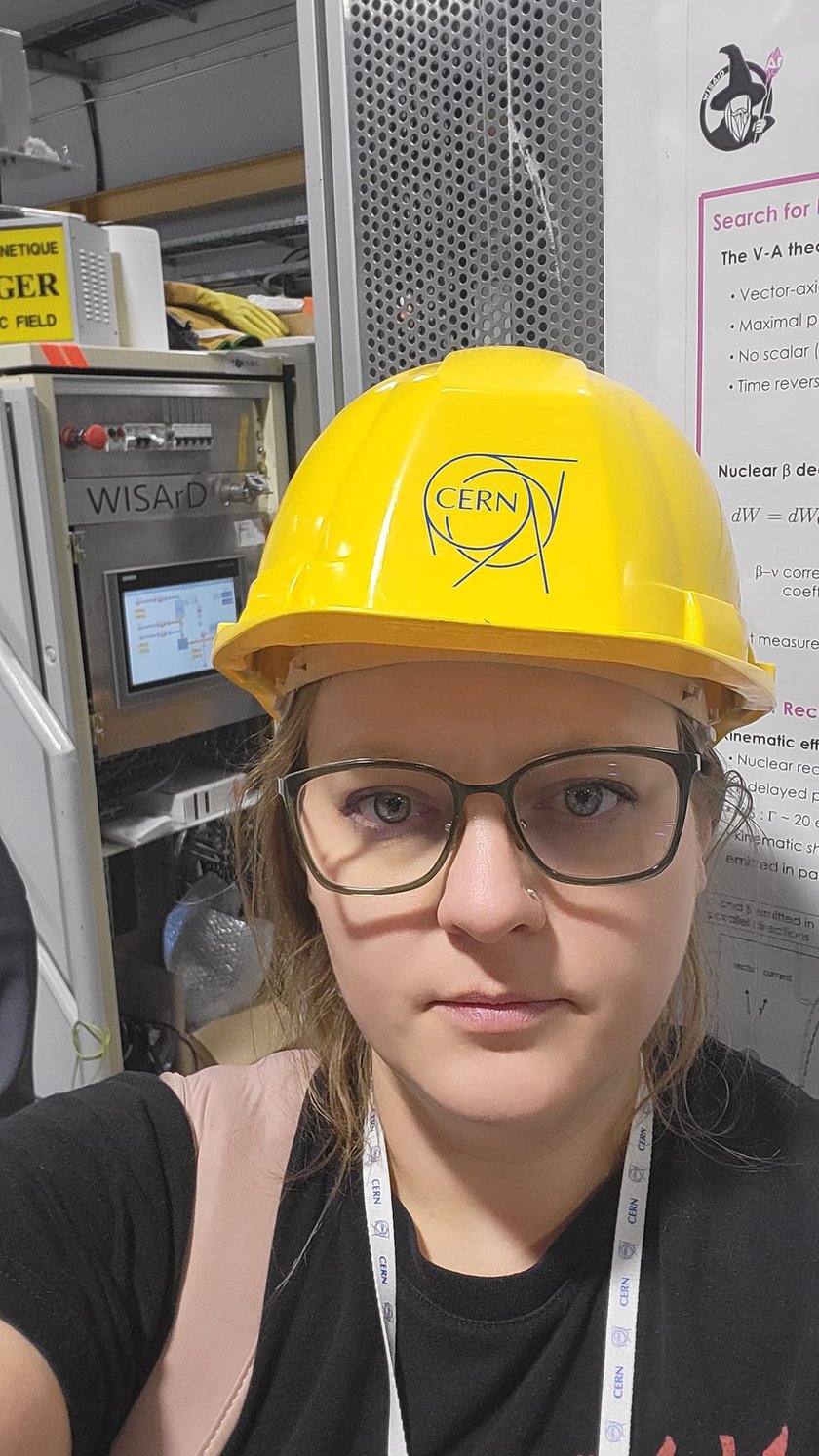 Dominika Pilak-Zadworna,  nauczycielka fizyki i matematyki z Wrocławia, odwiedziła Europejską Organizację Badań Jądrowych CERN w Genewie
