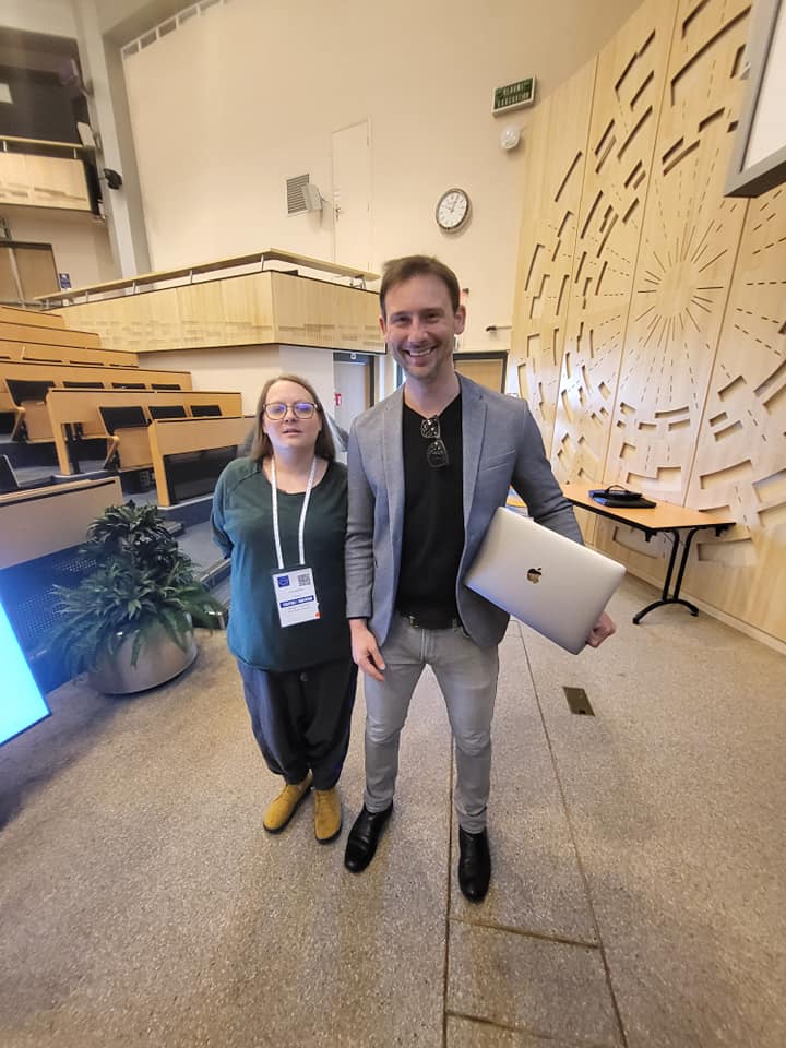 Dominika Pilak-Zadworna,  nauczycielka fizyki i matematyki z Wrocławia, odwiedziła Europejską Organizację Badań Jądrowych CERN w Genewie
