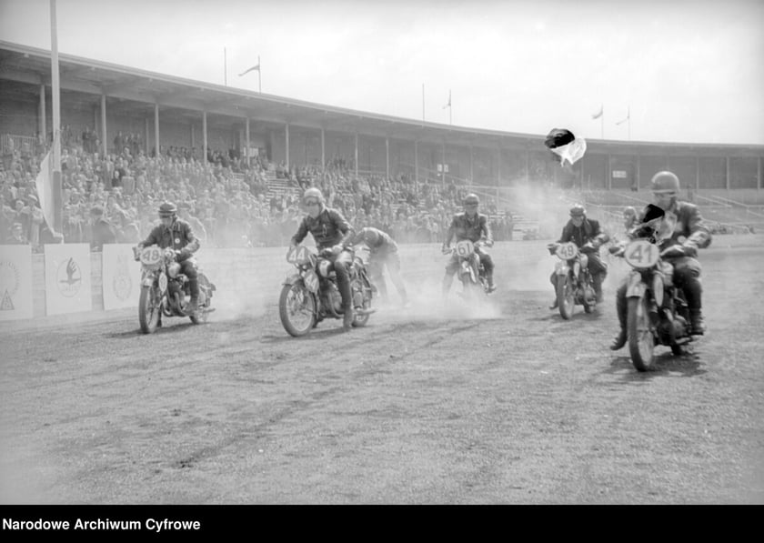 Zawody motocyklowe na Stadionie Olimpijskim, lata 1948-1953.