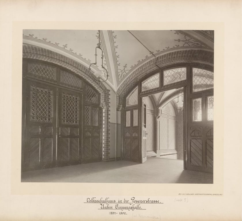 wnętrze szkoły przy ulicy Poznańskiej, 1891-1892