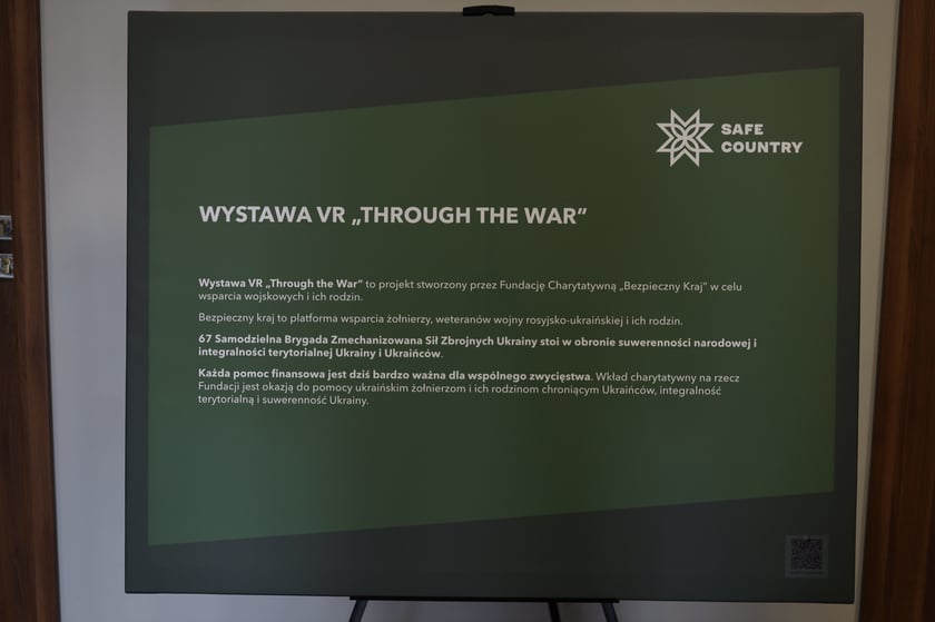 Tablica informuijąca o zniszczeniach wojennych