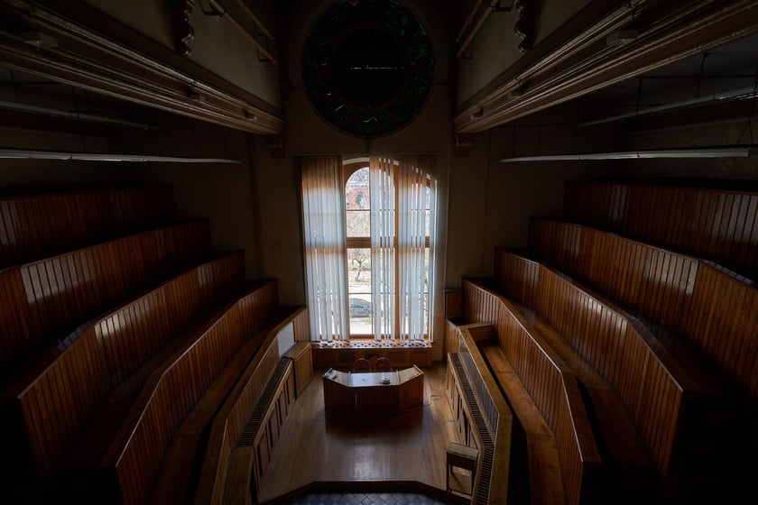 Sala wykładowa w Starym Kampusie Uniwersytetu Medycznego we Wrocławiu