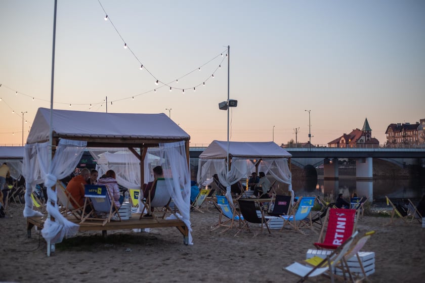 Otwarta plaża miejska ,,Prosto z mostu''