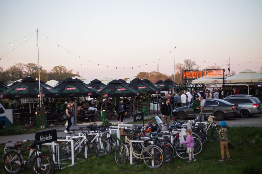 Otwarta plaża miejska ,,Prosto z mostu''