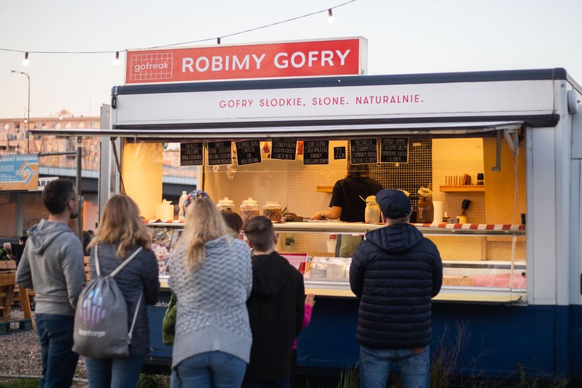 Otwarta plaża miejska ,,Prosto z mostu''