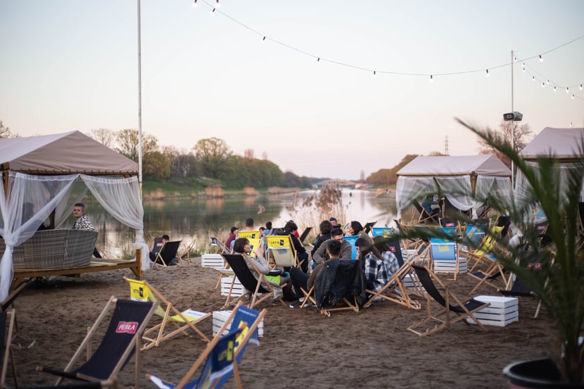 Otwarta plaża miejska ,,Prosto z mostu''