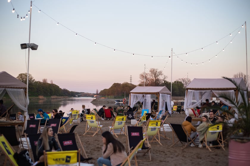 Otwarta plaża miejska ,,Prosto z mostu''