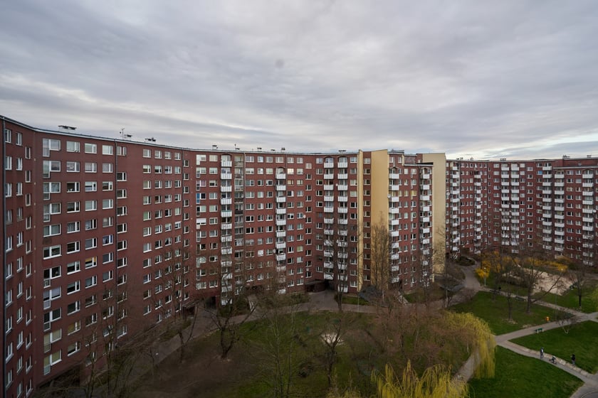 Liczba zameldowanych mieszkańc&oacute;w: 31 813

na pobyt stały: 30 608
na pobyt czasowy: 1 205

&nbsp;