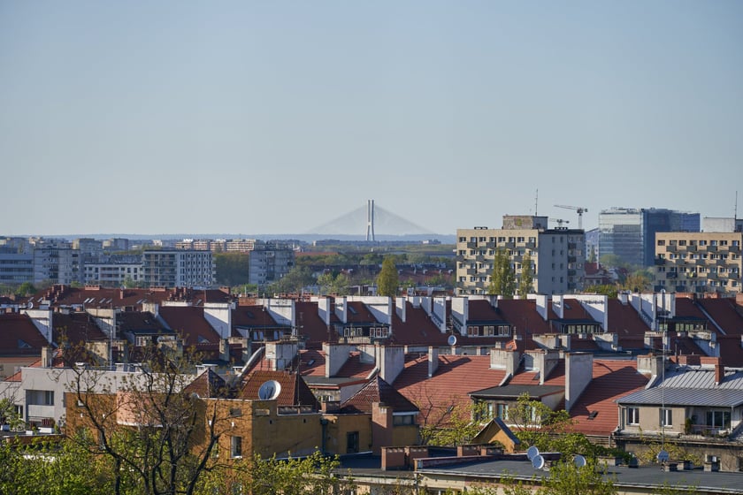 Panorama Wrocławia z perspektywy Krzyków - maj 2023