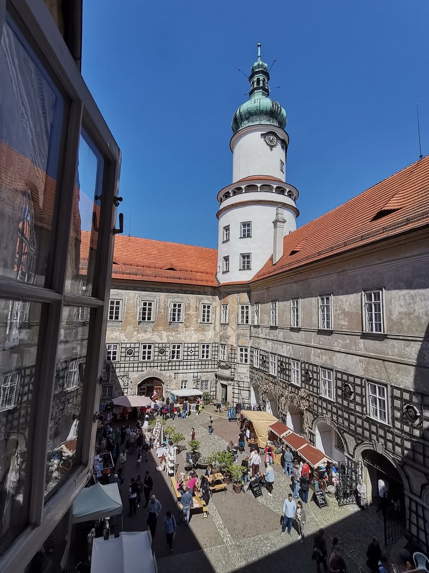 Zamek w Nowym Mieście nad Metują
