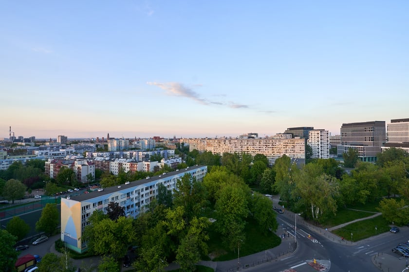 Panorama Wrocławia. Zdjęcie z 13 piętra budynku w centrum miasta.