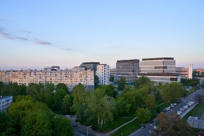 Panorama Wrocławia. Zdjęcie z 13 piętra budynku w centrum miasta.