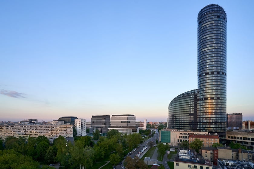 Panorama Wrocławia. Zdjęcie z 13 piętra budynku w centrum miasta.