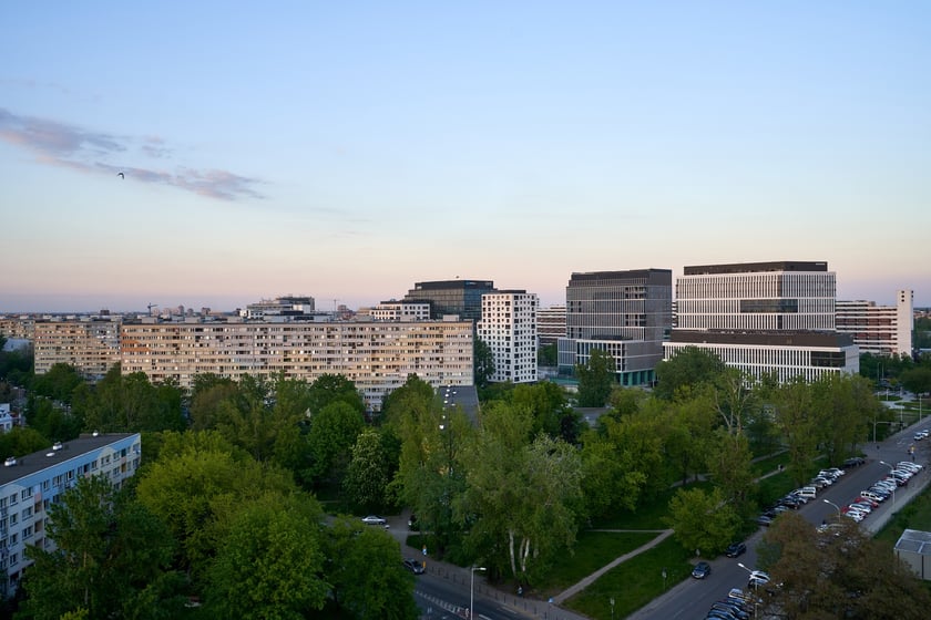 Panorama Wrocławia. Zdjęcie z 13 piętra budynku w centrum miasta.