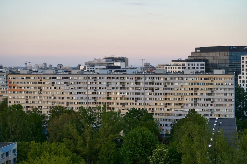 Panorama Wrocławia. Zdjęcie z 13 piętra budynku w centrum miasta.