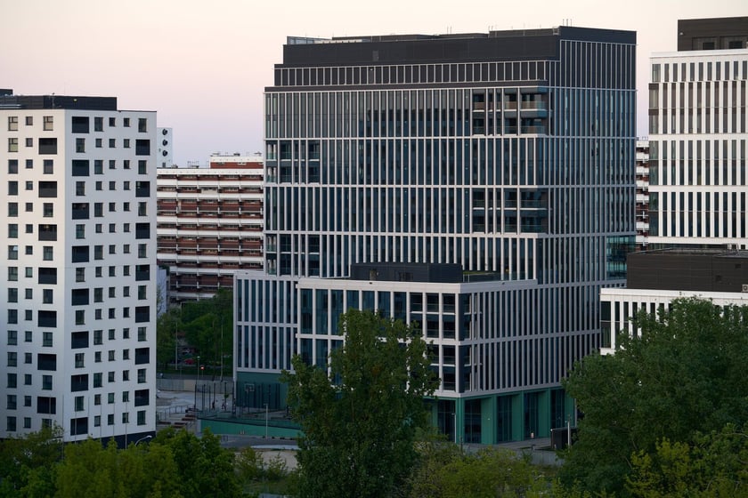Panorama Wrocławia. Zdjęcie z 13 piętra budynku w centrum miasta.