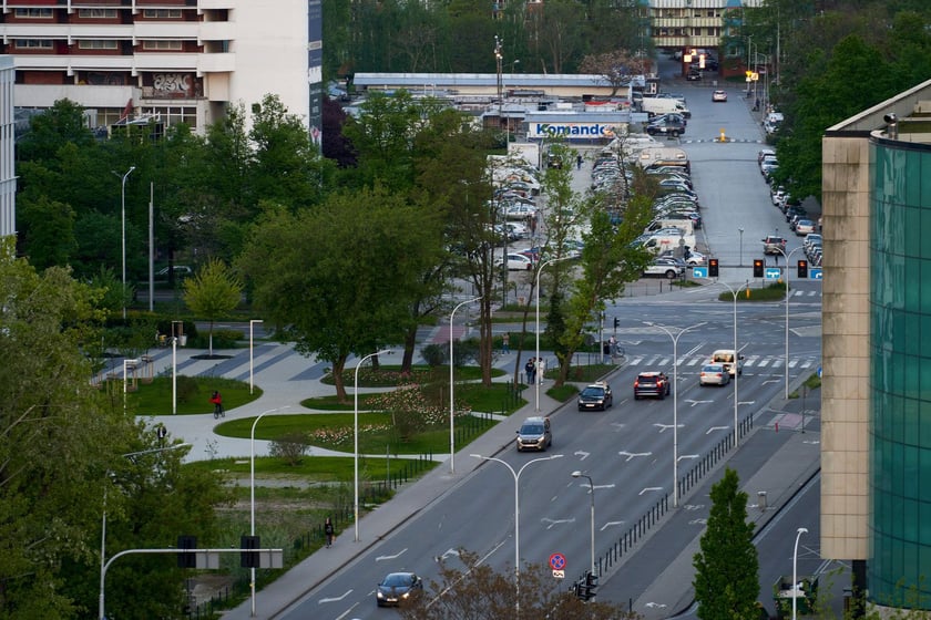Panorama Wrocławia. Zdjęcie z 13 piętra budynku w centrum miasta.