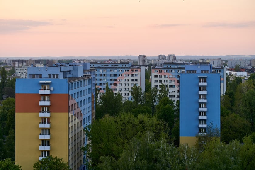 Panorama Wrocławia. Zdjęcie z 13 piętra budynku w centrum miasta.