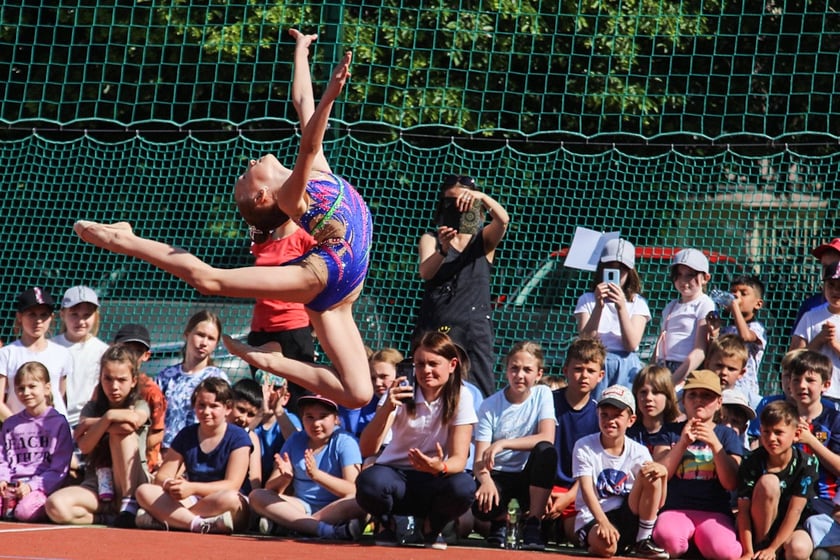 Impreza sportowa z okazji Dnia Dziecka i otwarcia boisk przy szkole podstawowej nr 29 we Wrocławiu