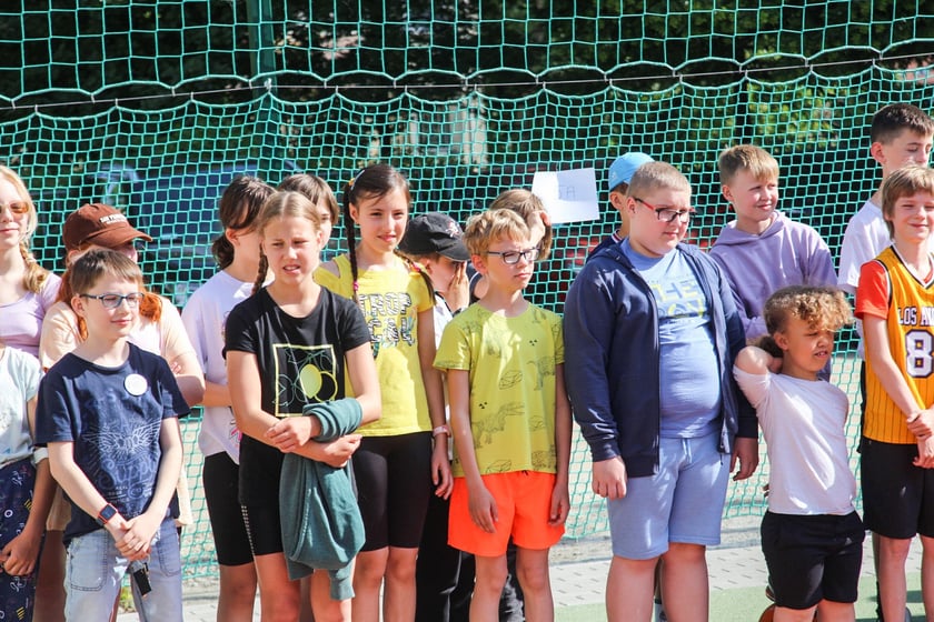 Impreza sportowa z okazji Dnia Dziecka i otwarcia boisk przy szkole podstawowej nr 29 we Wrocławiu