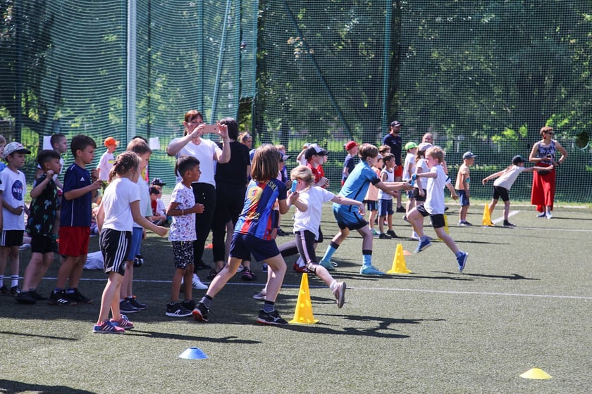 Impreza sportowa z okazji Dnia Dziecka i otwarcia boisk przy szkole podstawowej nr 29 we Wrocławiu