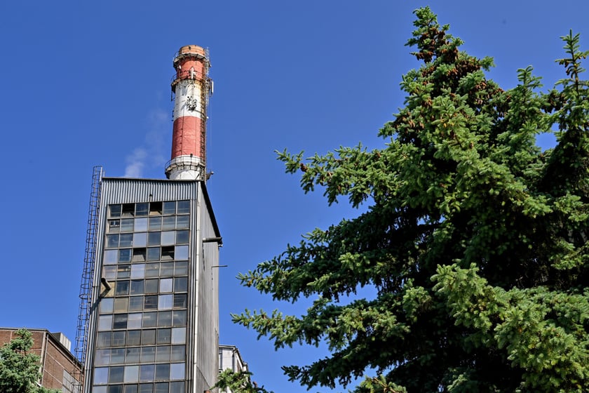 Historyczna elektrociepłownia w Siechnicach niedługo odejdzie na zasłużoną emeryturę. Zastąpi ją nowoczesny zakład zasilany gazem.