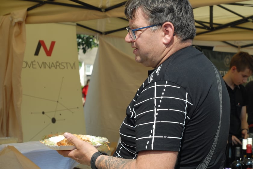 Festiwal Azjatycki, Festiwal Smak&oacute;w Świata i Festiwal Piwa, Wina i Trunk&oacute;w Rzemieślniczych na placu Nowy Targ